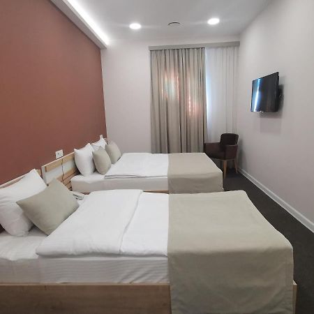Bonjour Boutique Hotel Ереван Экстерьер фото